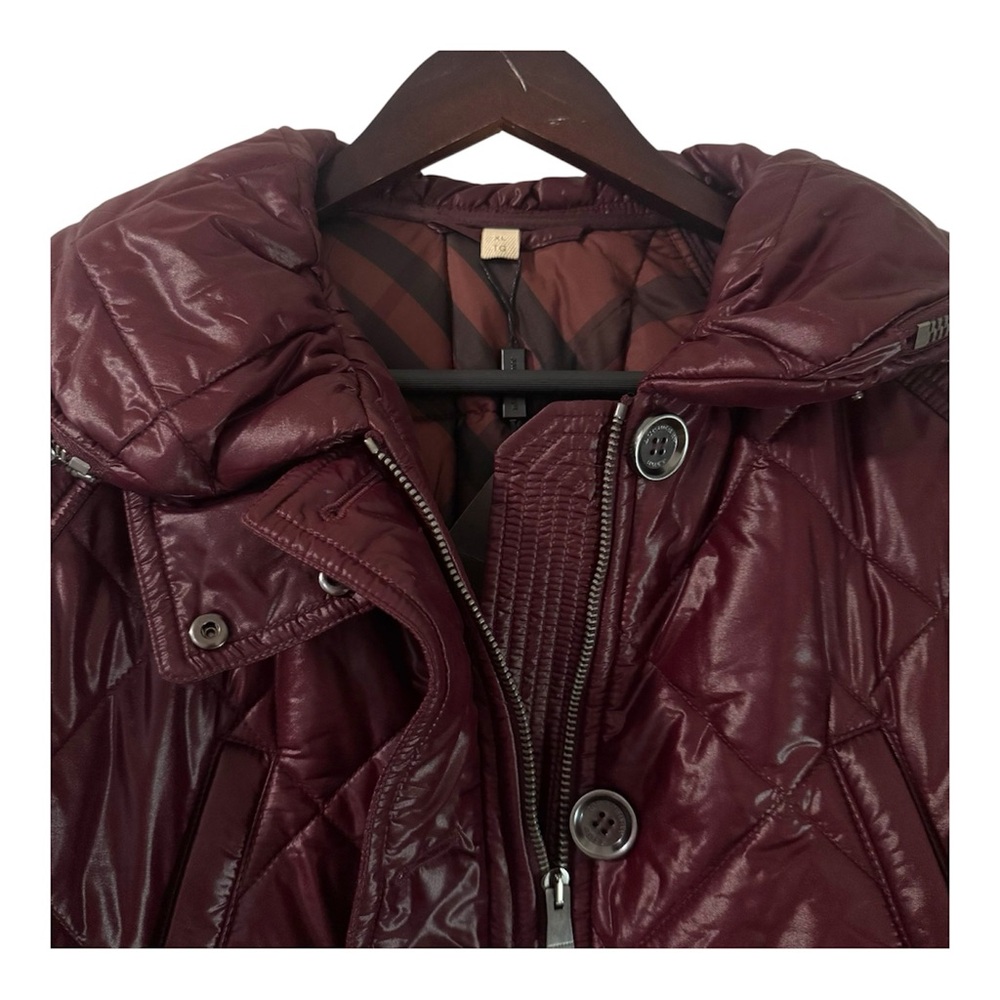 Burberry Quilted Burgundy / Mahogany Red Women's Puffer Jacket with Hood. XL NWT - Picture 2 of 9